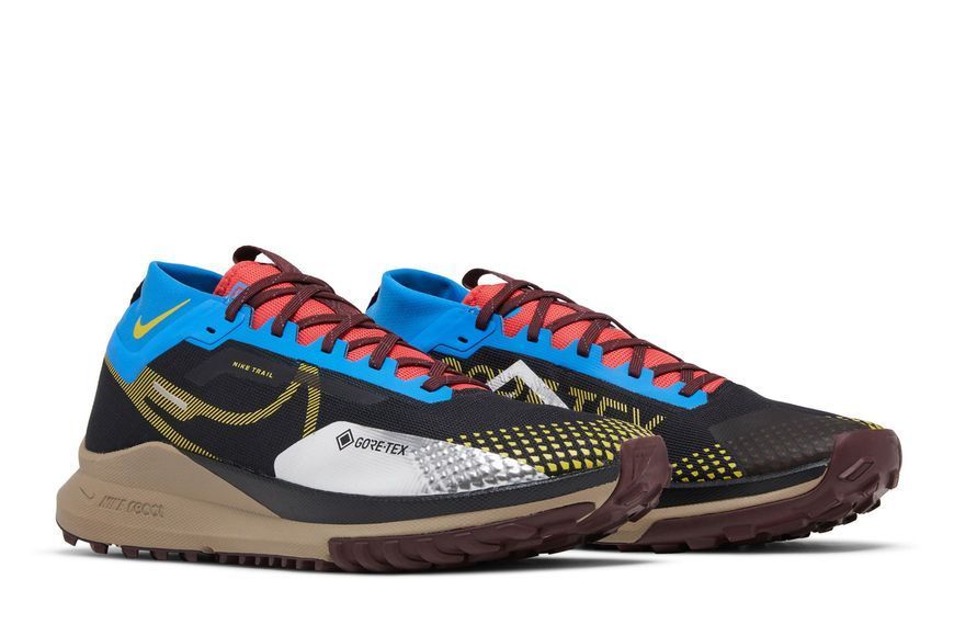Чоловічі кросівки Nike React Pegasus Trail 4 GORE-TEX 'Black Vivid Sulfur'| DJ7926-003 DJ7926-003 фото